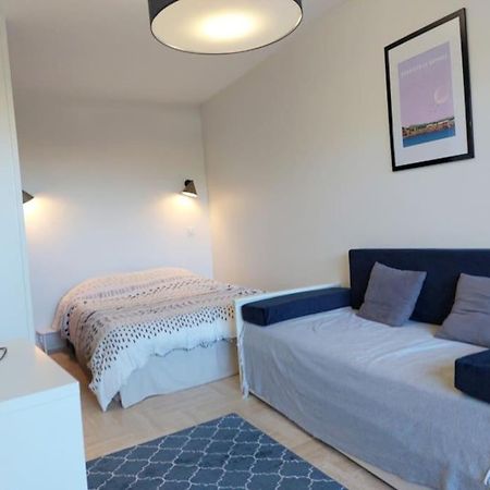 Studio Eleverca 3*- Rez De Jardin Terrasse - Axelle Loc'Appart Манделю-ла-Напул Екстериор снимка