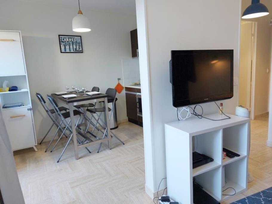 Studio Eleverca 3*- Rez De Jardin Terrasse - Axelle Loc'Appart Манделю-ла-Напул Екстериор снимка